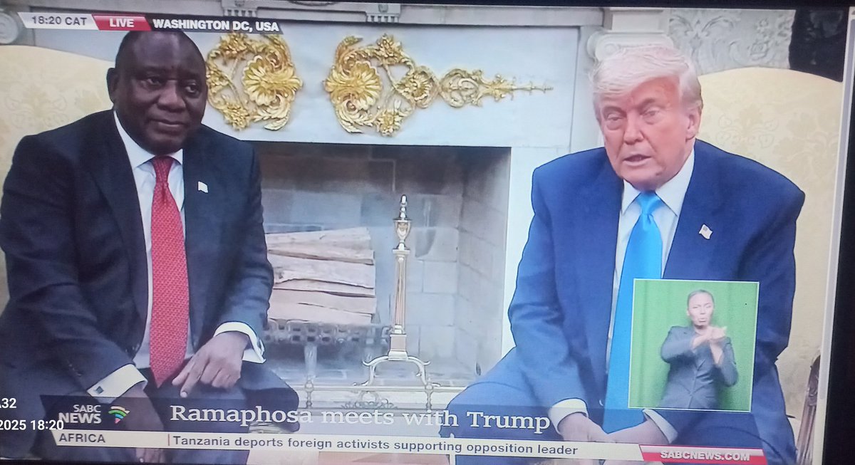 Thabo_Tshisi's tweet photo. Our boy is so chilled man! You got this Mr President! #SAinUSA #TeamSouthAfrica 🇿🇦🇺🇸 https://t.co/W27LioR1T3