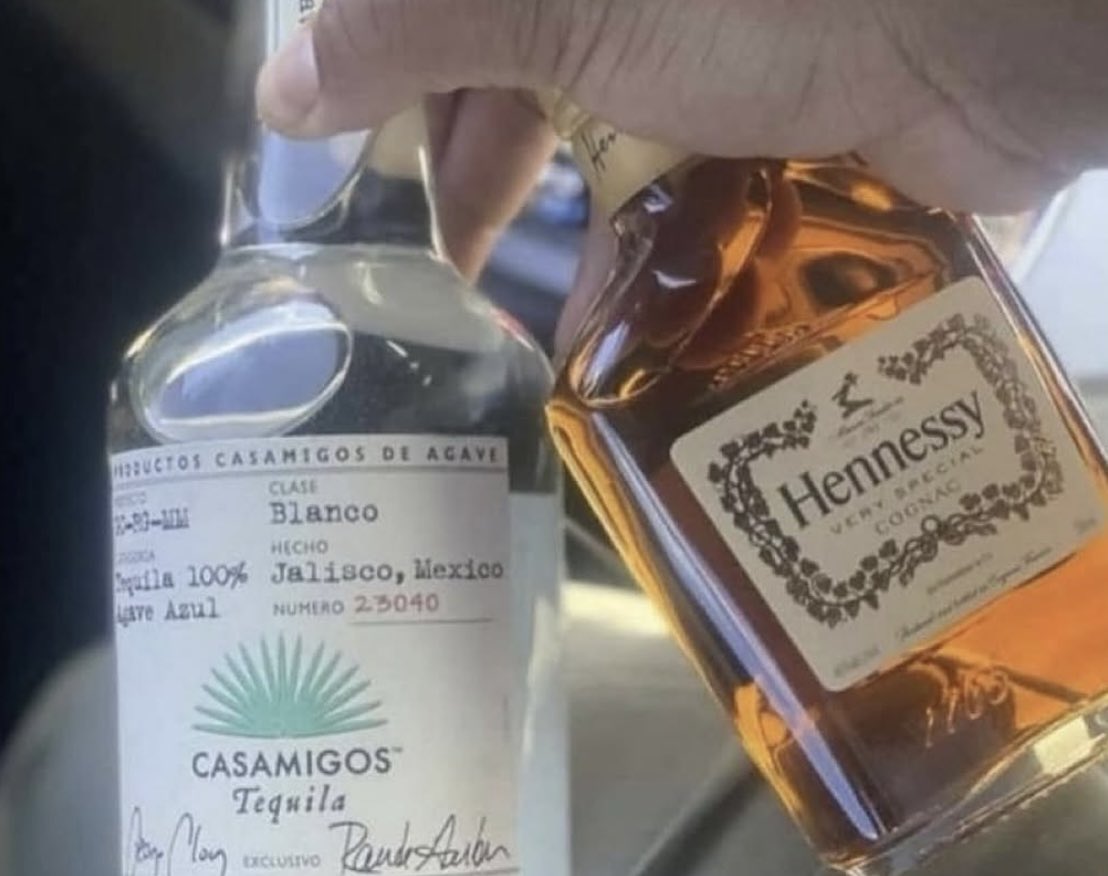 Swagbillferda43's tweet photo. Me after finals https://t.co/B3EGoXWSez