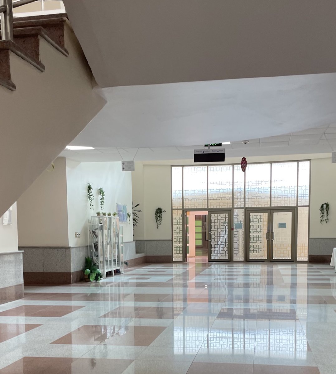 ItsWareeef's tweet image. مع آخر اختبار في هذا العام:
رسميًا .. بداية النهاية 🎓