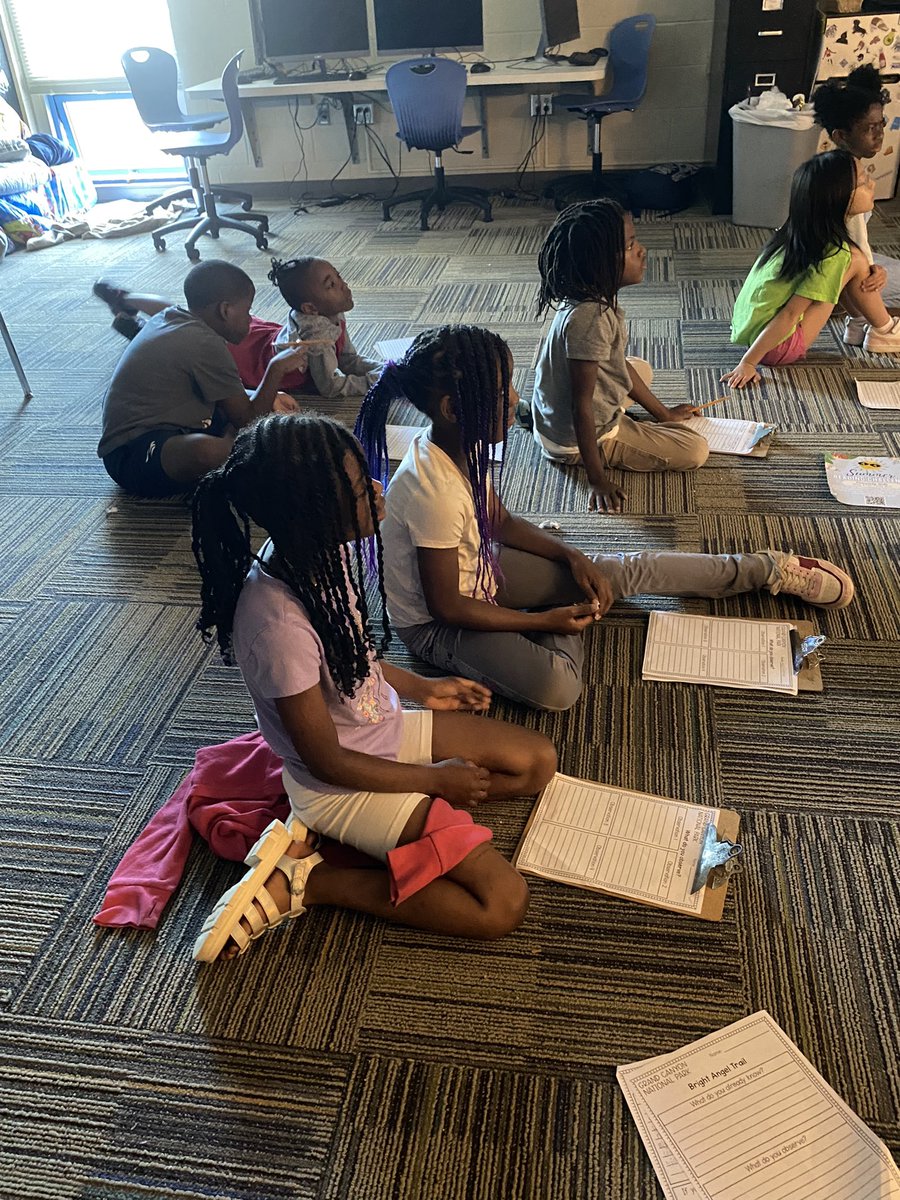 University Place (@upes_leads) on Twitter photo What better way to wrap up the school year than with a virtual field trip to the Grand Canyon‼️
Our 2nd graders explored this natural wonder from the comfort of their classroom. #VirtualFieldTrip #GrandCanyonAdventures #LearningNeverStops <a href="/nakelya/">Nakelya Mullins</a> <a href="/KieraSEzell/">Kiera S. Ezell</a> <a href="/TCSBoardofEd/">T🍏S Board of Ed</a> What better way to wrap up the school year than with a virtual field trip to the Grand Canyon‼️
Our 2nd graders explored this natural wonder from the comfort of their classroom. #VirtualFieldTrip #GrandCanyonAdventures #LearningNeverStops <a href="/nakelya/">Nakelya Mullins</a> <a href="/KieraSEzell/">Kiera S. Ezell</a> <a href="/TCSBoardofEd/">T🍏S Board of Ed</a>