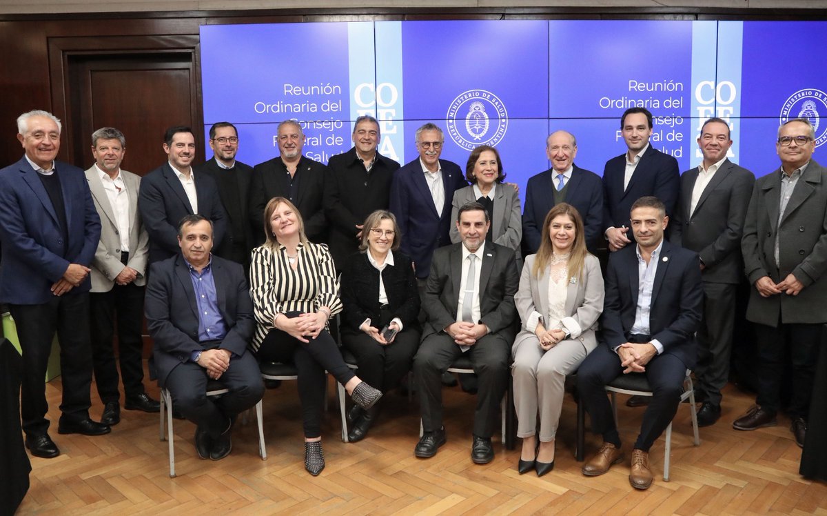 BouhidBacha's tweet photo. Participé en una nueva reunión del Consejo Federal de Salud (COFESA), donde compartimos avances y herramientas clave para promover una alimentación saludable, optimizar la gestión de datos y continuar garantizando la calidad en la atención. https://t.co/6B0KDpTuPj