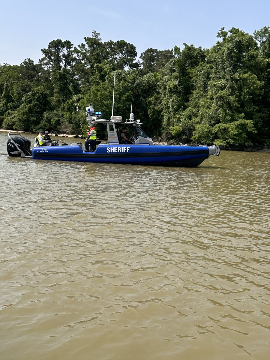DavidBJasper's tweet image. Excited to announce that HCSO is teaming up with our Federal, State, and Local first responder partners for the 2025 SAREX Search and Rescue Exercise! This large-scale training will simulate hurricane response and rescues, ensuring our teams are always ready when disaster…
