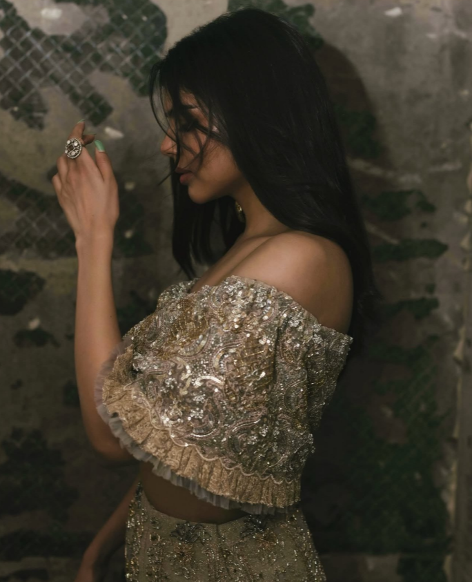 cinetakies_Blog's tweet photo. kalyani pridharshan😍
#kalyanipriyadarshan #keerthysuresh #rashmikamandanna #nayanthara #anupamaparameswaran #anusithara #pranavmohanlal #nivethathomas #mohanlal #saniyaiyappan #kajalagarwal #manjuwarrier #saipallavi #anikhasurendran #poojahegde #hridayam #samantha #RakulPreet https://t.co/78wsVfdi0J