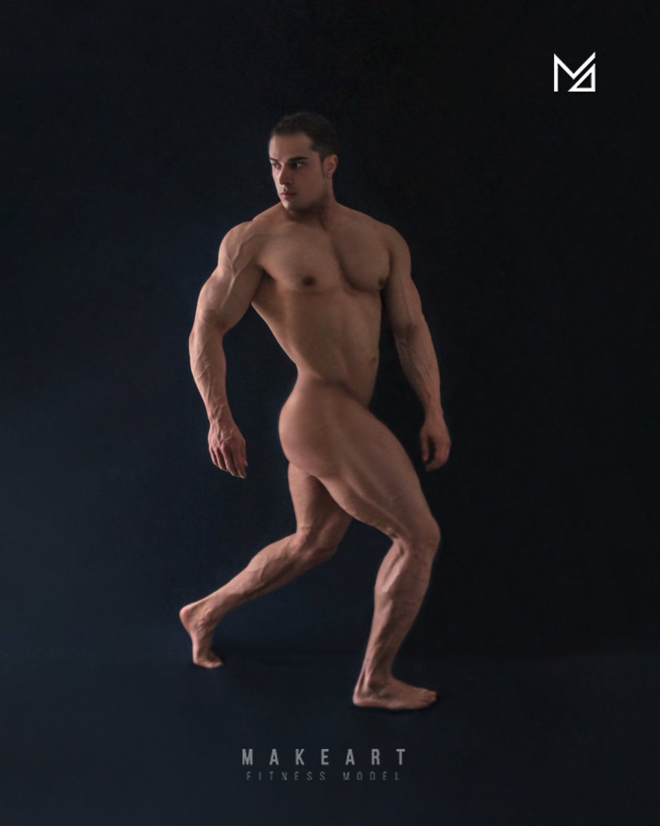 Once upon a time..
#makeart #fitnessmodel #modelofitness #bodybuilding  #fisicoculturismo #culturismo  #man #muscle #Chudai 

Instagram.com/makeart_mx