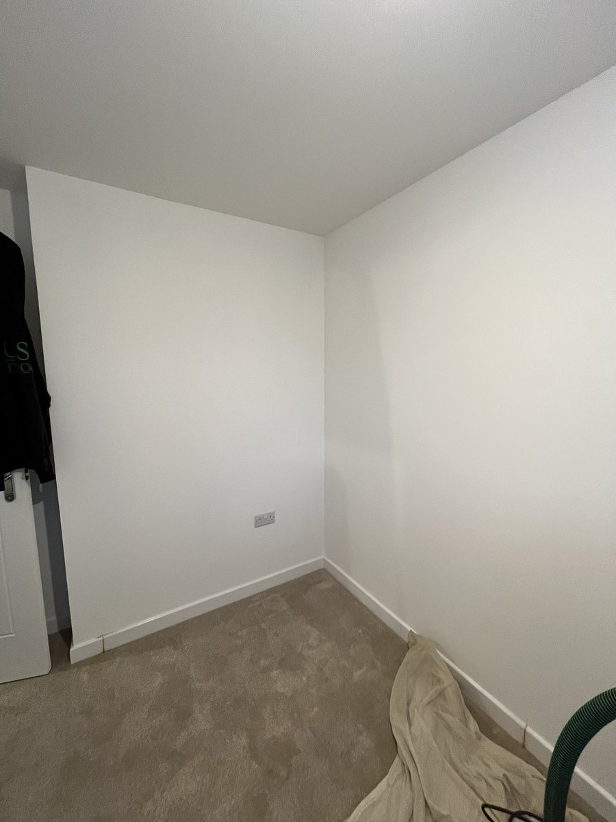 lussobedrooms1's tweet photo. Corner wardrobe with white shaker doors that we have fitted for our customer 😍😍😍 lussobedrooms@outlook.com 07766410805 or 07768595755 https://t.co/zRQLW4SXUw #Glasgow #Ellingwood #Wallacefields #Broomhouse #Newtonfarm #Maidenhill #Jacktonhall #Landsdale #Amblecourt #Lusso https://t.co/keofxdCHJj