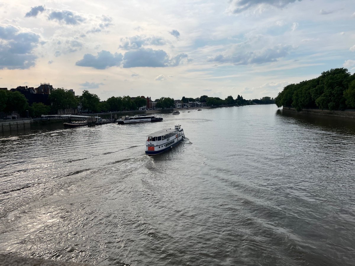 MichaelJecks's tweet photo. Back from a wonderful evening at Fulham Palace with @BoldwoodBooks, meeting the team & many other authors. Thanks to Amanda, Vic, Claire and all for the wine, nibbles, and the welcome! Time for quick sketch, too!
#author #amwriting #crime #vintaine #jacquerie #Fulham #histfic https://t.co/5EovZZGtUg