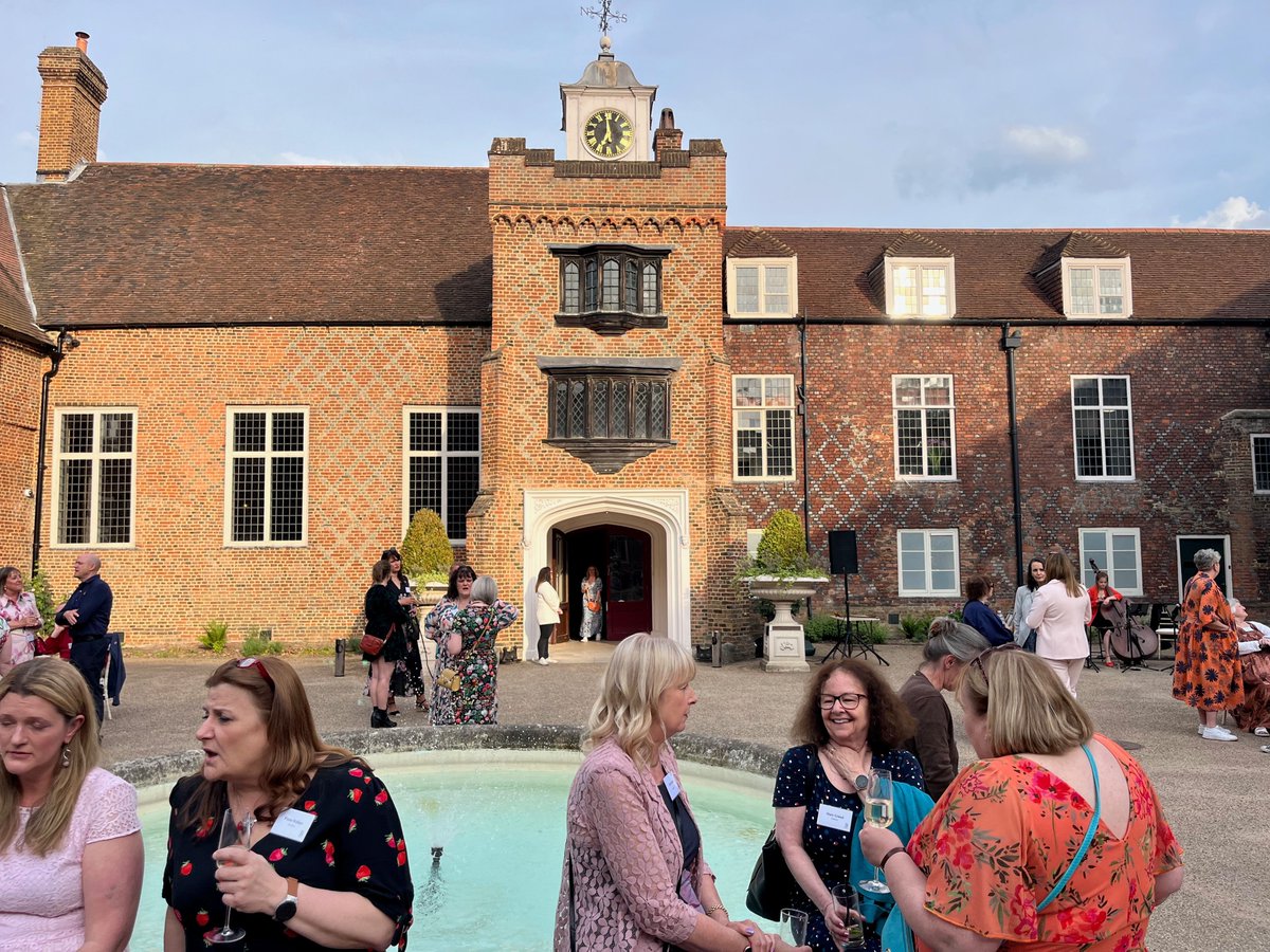 MichaelJecks's tweet photo. Back from a wonderful evening at Fulham Palace with @BoldwoodBooks, meeting the team & many other authors. Thanks to Amanda, Vic, Claire and all for the wine, nibbles, and the welcome! Time for quick sketch, too!
#author #amwriting #crime #vintaine #jacquerie #Fulham #histfic https://t.co/5EovZZGtUg