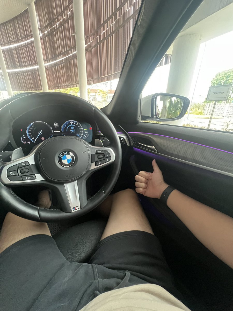 zq506 tweet media