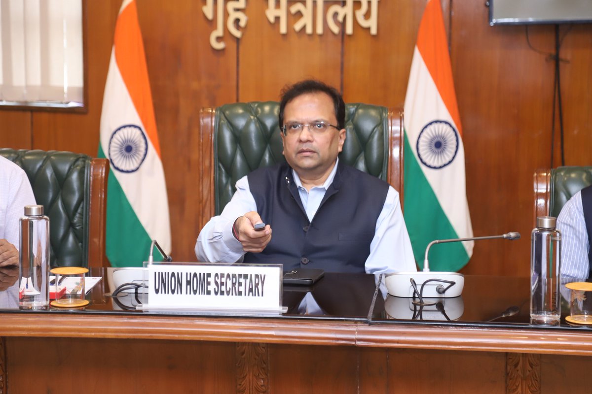 DGFSCDHG🇮🇳 tweet media