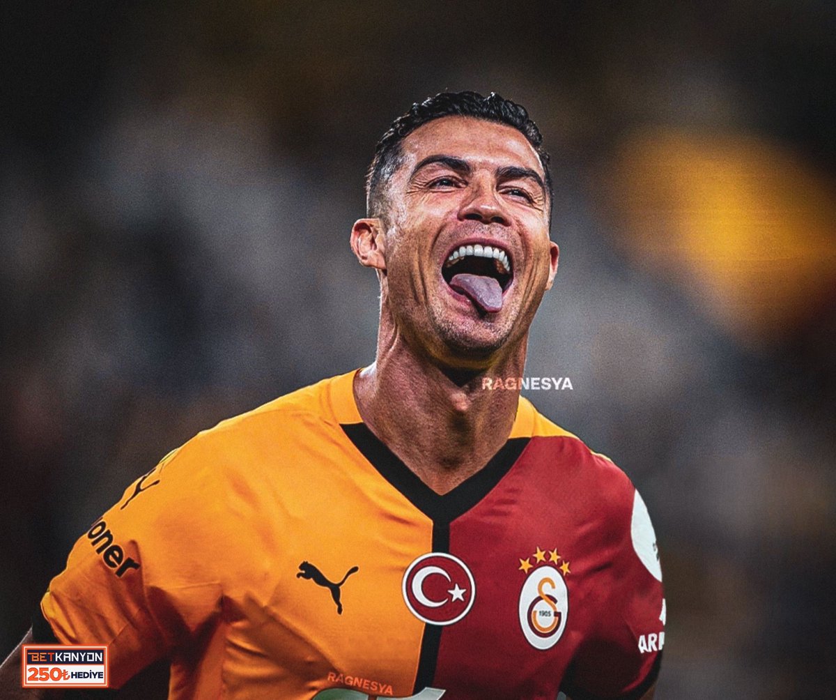 gsarayruhu1905_'s tweet photo. Galatasaray, Victor Osimhen'in bonservisini alamazsa Cristiano Ronaldo'nun şartlarını zorlayacak. (Fotospor) https://t.co/pD3OyP9XQ2