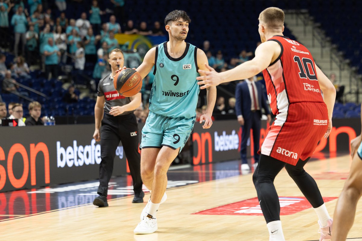 BC WOLVES tweet media