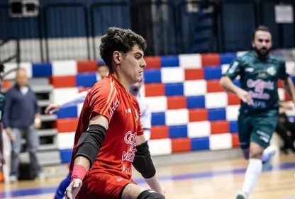 ElshowdelFS's tweet photo. TODO ESTÁ GUARDADO EN LA MEMORIA. Lo que dejó la fecha dentro y fuera de la cancha, en un solo lugar 💻⚽️👇 #After #SomosElFutbolSala #OtraCosa
https://t.co/6XOqIrYkoQ https://t.co/sEnn3Bt1uq