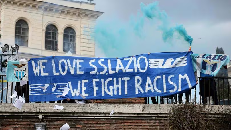 Antifa_Ultras tweet media