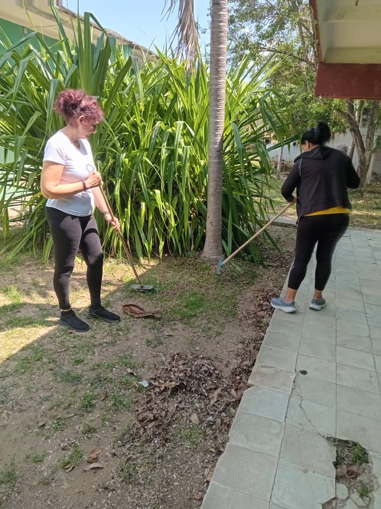 CdoCabaiguan's tweet photo. Actividades de higienización cumpliendo con el plan de actividades para el ejecicio Meteoro 24- 25 #CabaiguanEduca #SanctiSpíritusEnMarcha @AlexisLorente74  @AndreiArmasBra6  @EnriquezMaiquel https://t.co/cvG8k1ZINv