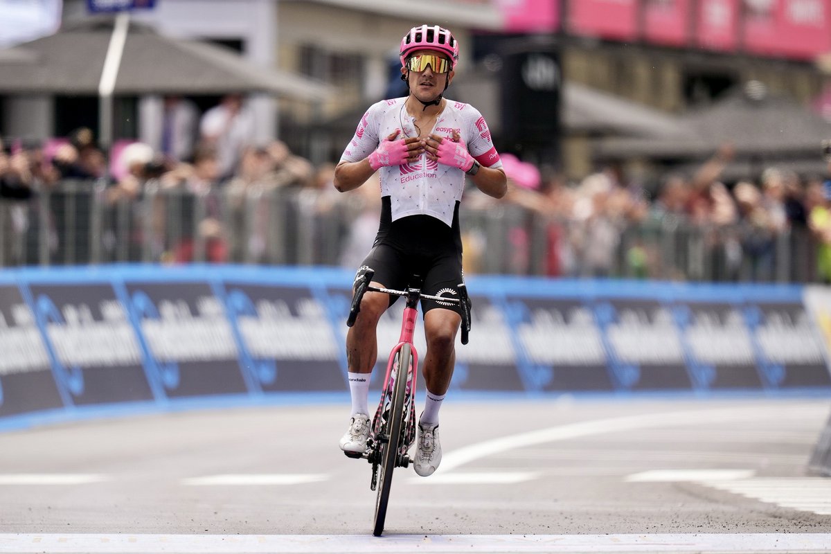 Giro d'Italia 2025 Stage 11 capovelo.com/giro-ditalia-2… #Giro #GiroDItalia #MagliaRosa #PinkJersey