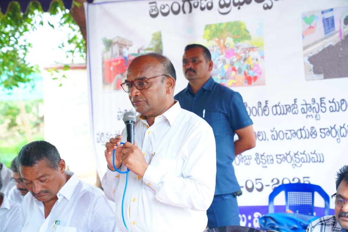 DPONALGONDA's tweet photo. @training  on  @Sanitation, Dry &amp; Wet waste collection, @Single use plastic &amp; @Vermi Compost preparation to  @Secretaries and #MPWs of Miryalaguda #Nalagonda district Participated @MLA,Miryalaguda  @iLa_TRiPaTHi @kvenkaaiahh  @Collector_NLG  @TSSBMG @seethakkaMLA @TelanganaCMO https://t.co/Hcd4gGmDDq