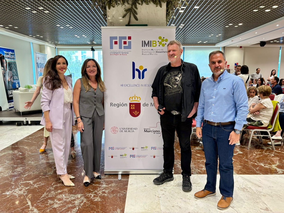 🧠 Ayer vivimos una sesión fascinante con el neurocientífico David Bueno, que nos ayudó a entender mejor cómo funciona el cerebro adolescente… y cómo acompañarlo.

La charla se enmarca en el proyecto “Transformando la Educación Familiar en Salud”, financiado por FFIS.