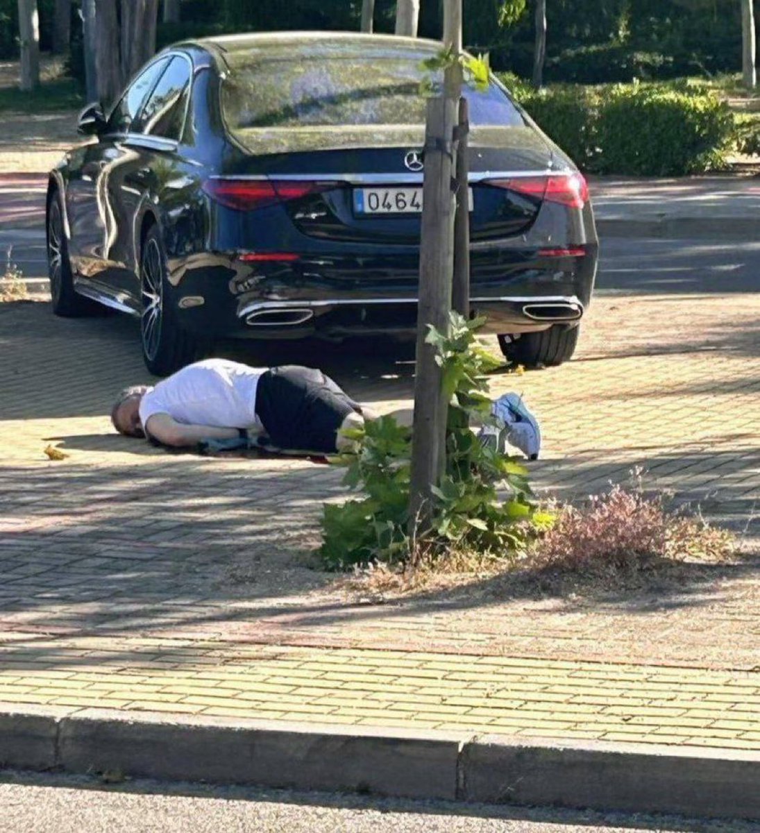 LIQUIDATED: Andriy Portnov, ex-Ukrainian politician &amp; Yanukovych aide, was shot dead outside a Madrid school.  Accused of ordering snipers to attack demonstrators in Maidan Square, this pro-Putin figure faced corruption, treason charges &amp; US sanctions.