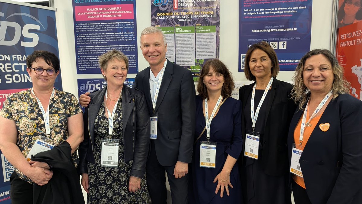 ⁦<a href="/AFDS_Officiel/">AFDS</a>⁩ remercie ⁦<a href="/yannbubien/">Yann Bubien</a>⁩ , DG de l’ARS PACA, de sa venue sur son stand ⁦<a href="/parisSANTEXPO/">SantExpo</a>⁩ 
Vous avez  tout au long de votre riche parcours professionnel associé les DS dans des collaborations constructives  et des projets innovants pour le patient