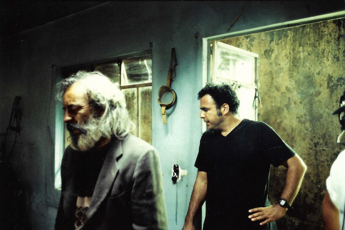 Gael García Bernal'in unutulmaz performansıyla Alejandro González Iñárritu’nun çığır açan filmi PARAMPARÇA AŞKLAR KÖPEKLER / AMORES PERROS, yenilenmiş 4K kopyasıyla geri dönüyor. Pek yakında. Sadece MUBI’de.