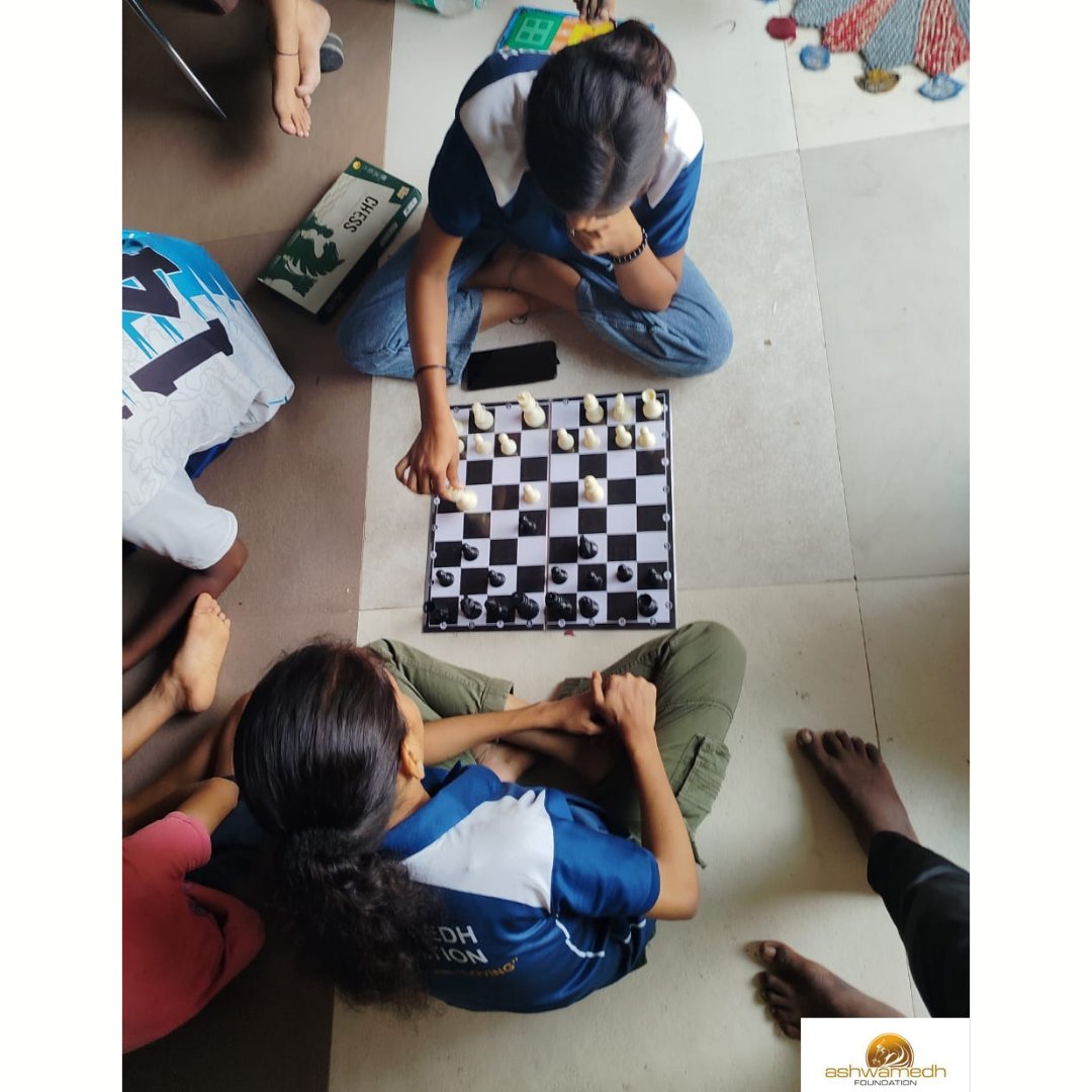 AshwamedhNGO's tweet image. ♟ Project: Checkmate | Session 10 ♟
Date: 18th May 2025 | Mode: Offline
Topic: Learn Three Killer Tricks in Chess
1. Fool’s Mate – Fastest checkmate in just 2 moves

2. Scholar’s Mate – Classic 4-move checkmate

#AshwamedhFoundation #ProjectCheckmate