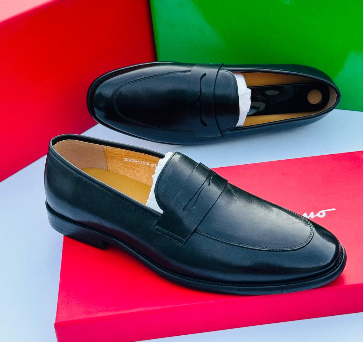 NoirGOODZ's tweet photo. Quality Shoes (NGOZI)  — Loafers 

Size: 39 - 45 → Tsh 120,000

Rangi: Coffee &amp; Black

WhatsApp • Call - 0717308877

📦; Delivery Tunafanya Popote 

📍; Kariakoo - Nisaidie REPOST  #NoirGOODZ #TunauzaAURA https://t.co/EAUSfOdX29