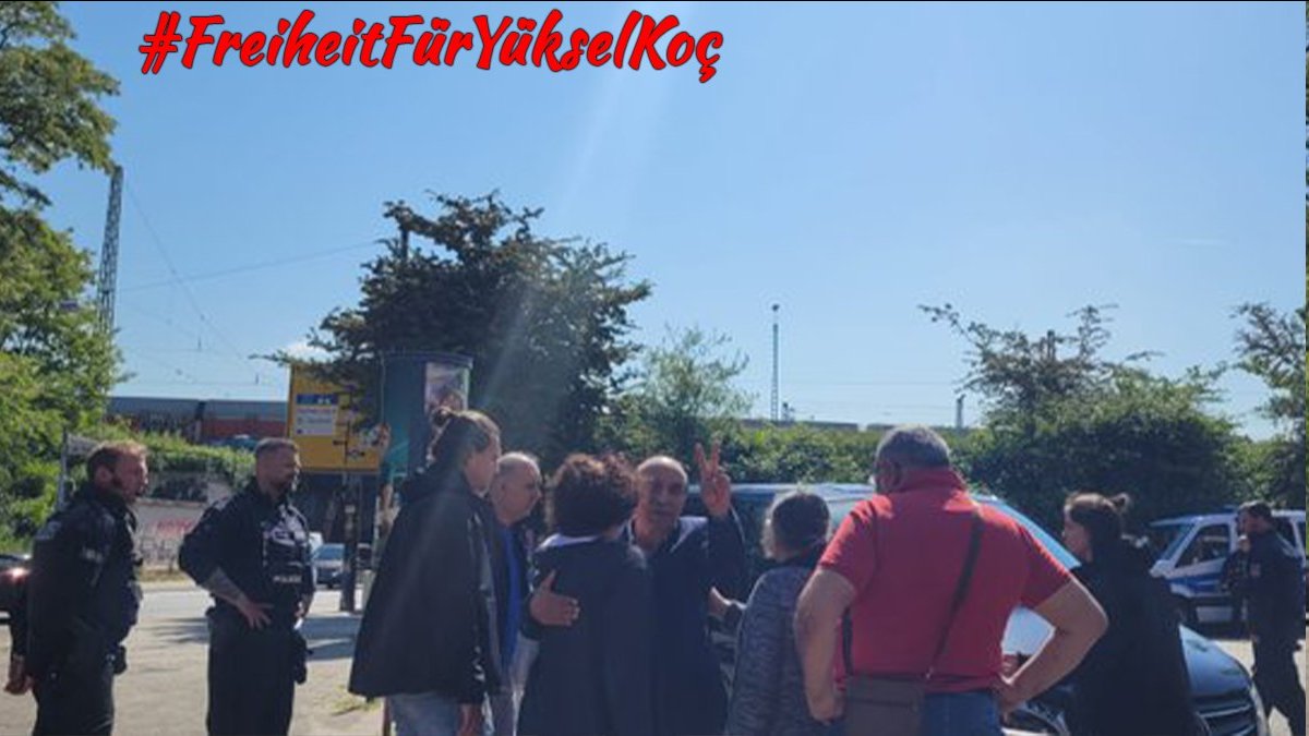 denge_gare's tweet photo. Die Festnahme von Yüksel Koç ist ein Angriff auf die kurdische Friedenspolitik in Europa!
#FreiheitFürYükselKoc https://t.co/JqlpJwKVCM