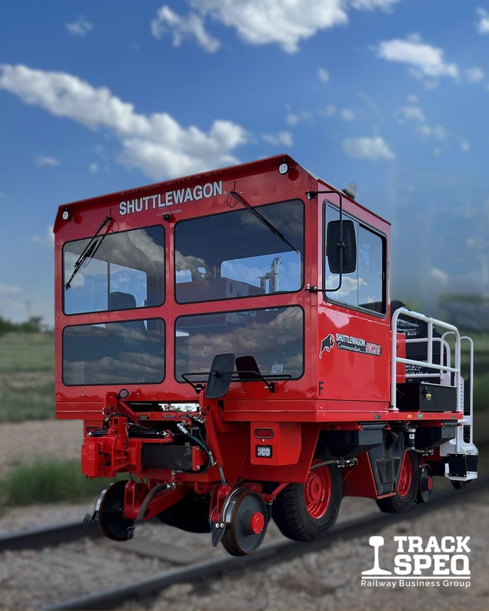 🚂 ¿Sabías que los remolcadores Shuttlewagon pueden reemplazar locomotoras en patios? 
✅ Eficiencia operativa superior 
✅ Ahorro en costos de mantenimiento
Contáctanos y transforma tu operación: trackspeq.com 
#Shuttlewagon #EficienciaFerroviaria
