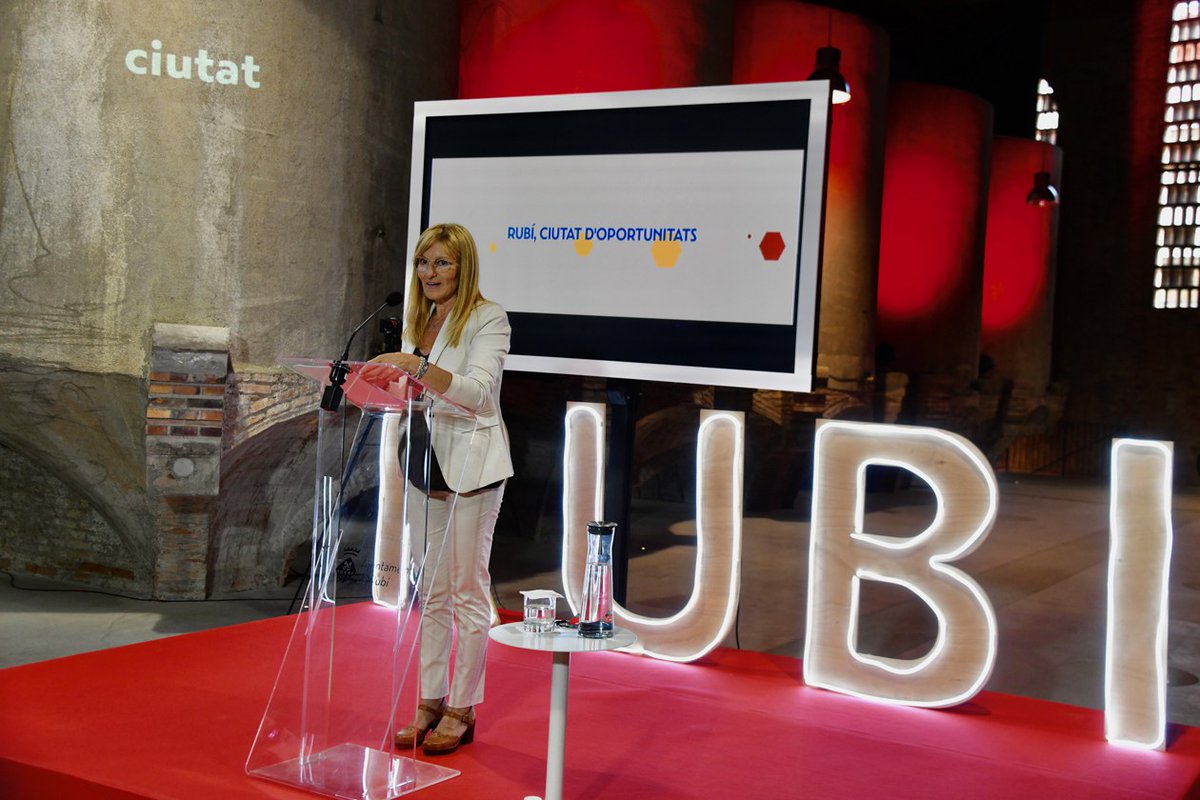 radiorubicat's tweet image. L&apos;alcaldessa, @anammartinez, protagonitzarà dimarts vinent un acte  institucional per fer balanç dels dos primers anys del mandat 2023-2027

▶️radiorubi.cat/news/id/radior…

#Rubicity