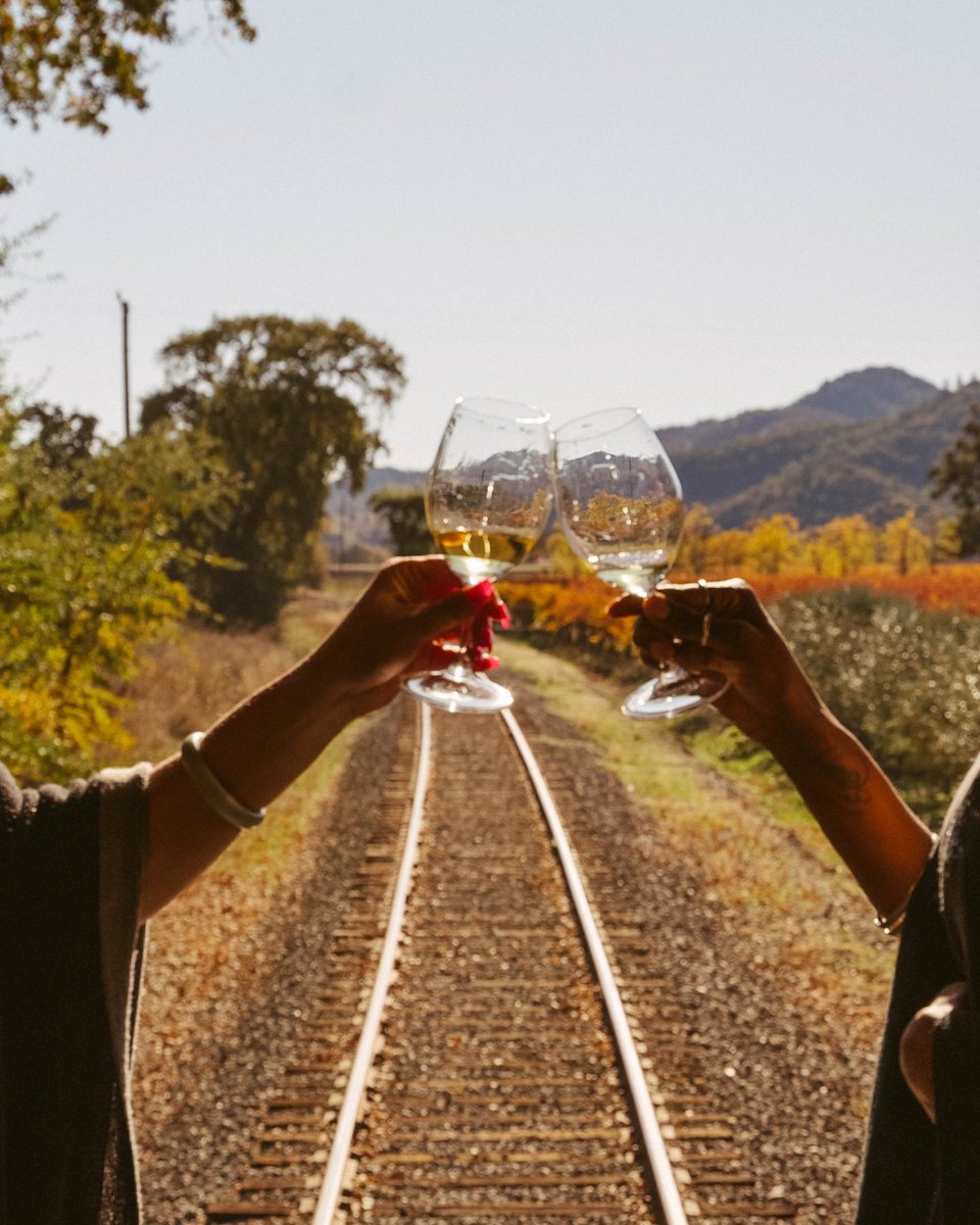 Happy World Chardonnay Day, wine lovers.

#NapaValleyWineTrain