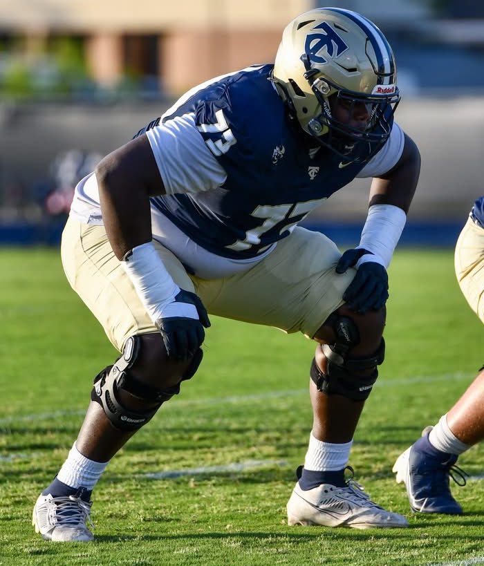 CoachHarrell17's tweet image. Top OL for Spring Football 2025:
Zion Garlington @GarlingtonZion #WHATEVERITTAKES