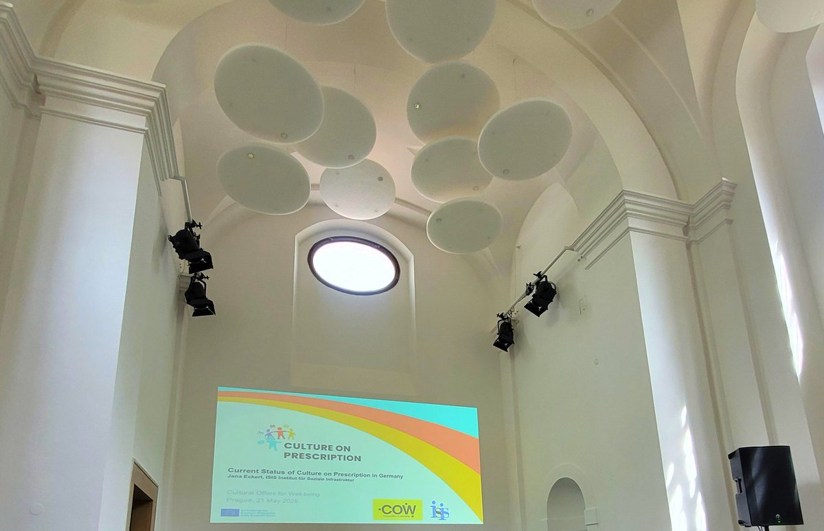 LucieH_GHMP's tweet photo. "Cultural Interventions for Wellbeing"
..international meeting in https://t.co/pZ12M5wmWw #Prague3
..realized by https://t.co/Jv42QUJbLN&amp; https://t.co/8OaQXGWTqT
..for educators from @narodnimuzeum @narodnigalerie   #GHMP @PlatformaUmenim @UniKarlova @UPOlomouc etc.
#ARTcanHeal https://t.co/RtybITS9P2