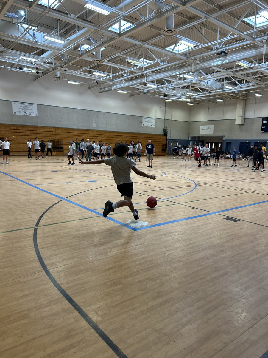 Ms. Hagan tweet media