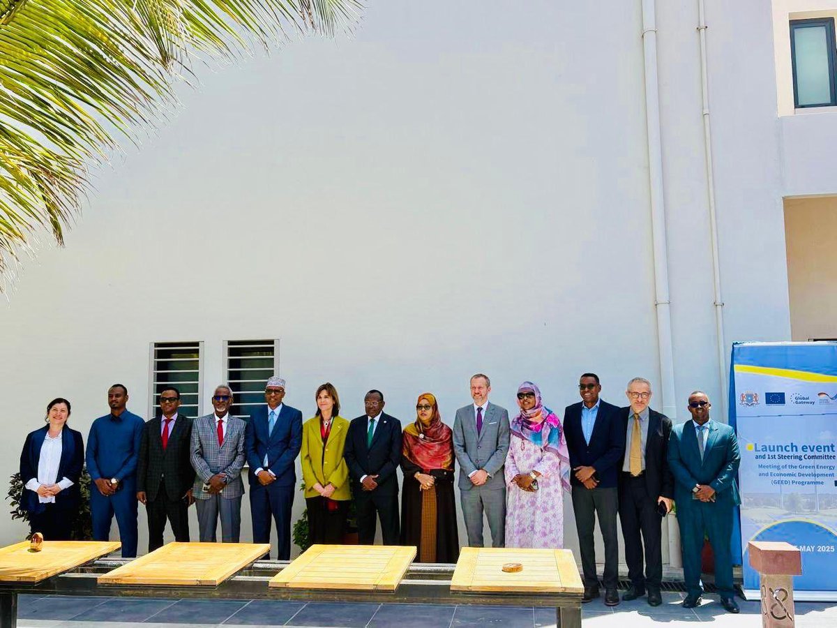 EU Delegation Somalia (@eu_in_somalia) on Twitter photo Today in #Mogadishu, the EU & Somalia launched the Green Energy & Economic Development prog. (#GEED). With €40.5M from 🇪🇺 & €5M from 🇩🇪 Coop., GEED will expand renewable energy access & unlock opportunities for households & Micro, Small & Medium Enterprises (MSMEs) in Somalia. Today in #Mogadishu, the EU & Somalia launched the Green Energy & Economic Development prog. (#GEED). With €40.5M from 🇪🇺 & €5M from 🇩🇪 Coop., GEED will expand renewable energy access & unlock opportunities for households & Micro, Small & Medium Enterprises (MSMEs) in Somalia.