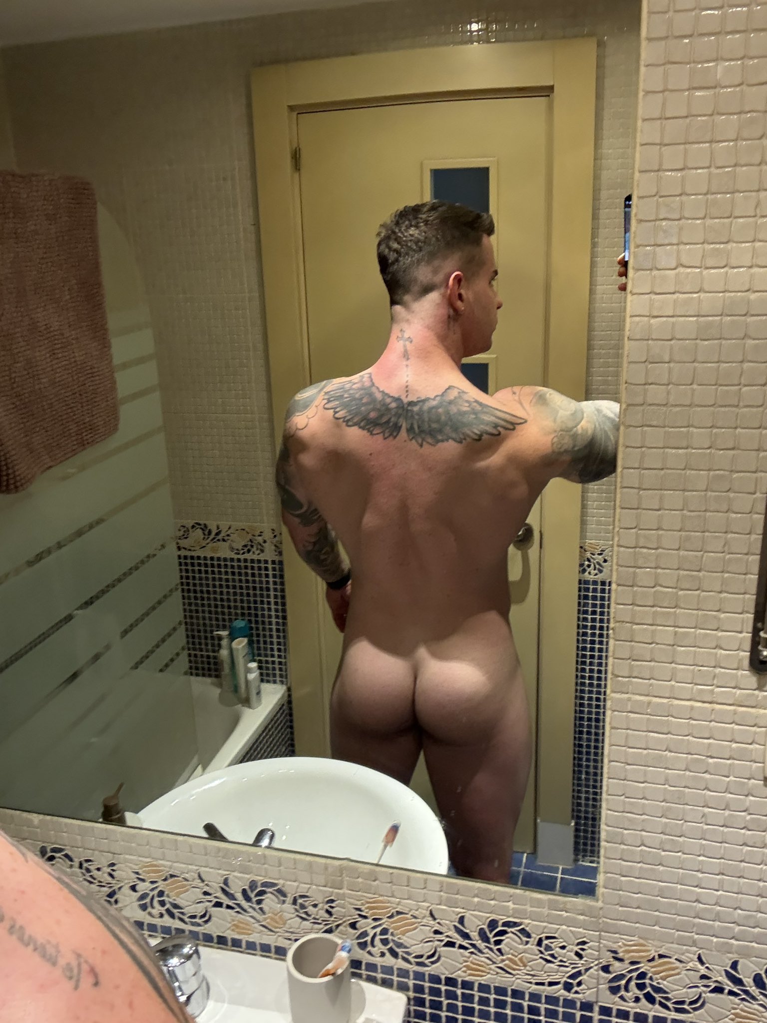 Alex Bueno على X: 75% dto en mi OF + contenido diario + regalos  t.coZ6TeJW1aYU t.couhw2Wf2DWG  X