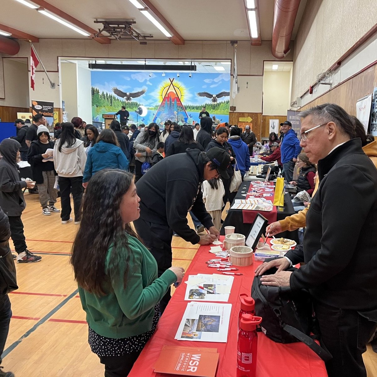 Webequie Supply Road tweet media