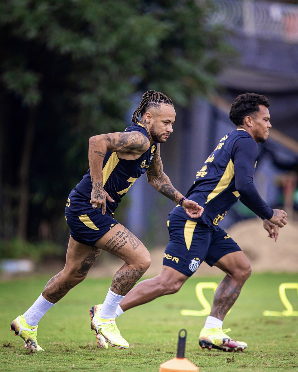 TeamNey10's tweet photo. NEY 🖤 https://t.co/1wnff9otyR