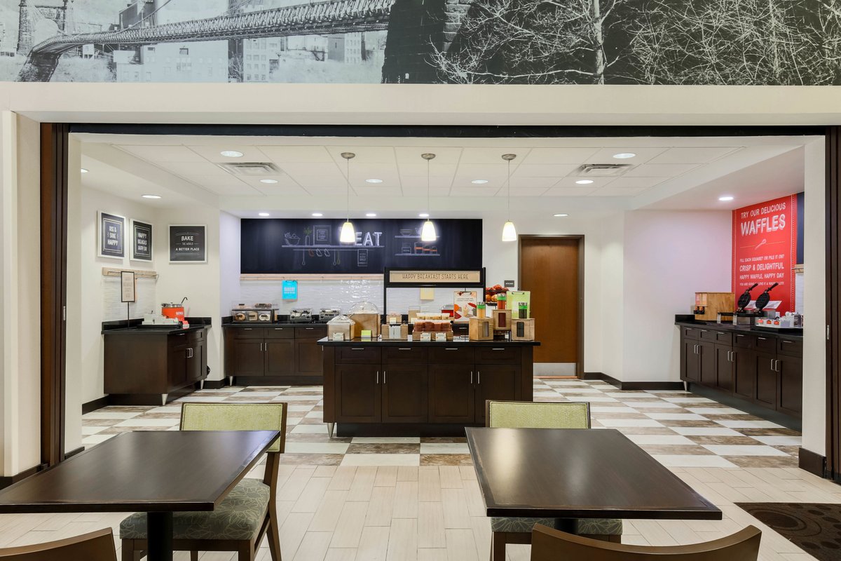 Hampton Inn Wheeling - The Highlands tweet media