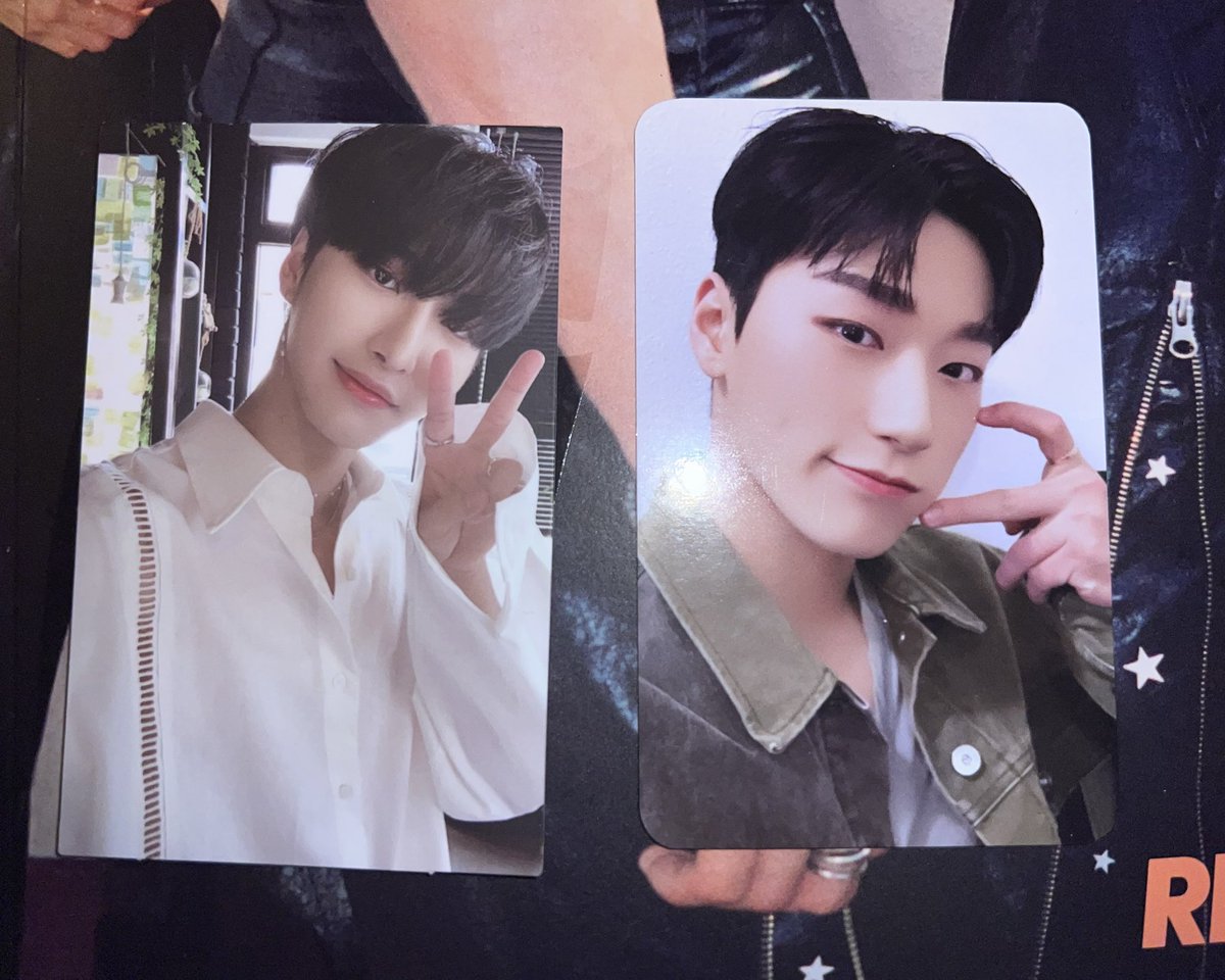 taeyonglee2602's tweet photo. Je vends tout à 5€ les gars par pitié aidez moi !! Si vous pouvez m’aider à rt je vous en prie 🥹🥹🥹🥹 prix négociable pour tout https://t.co/jCNKTx5NNz