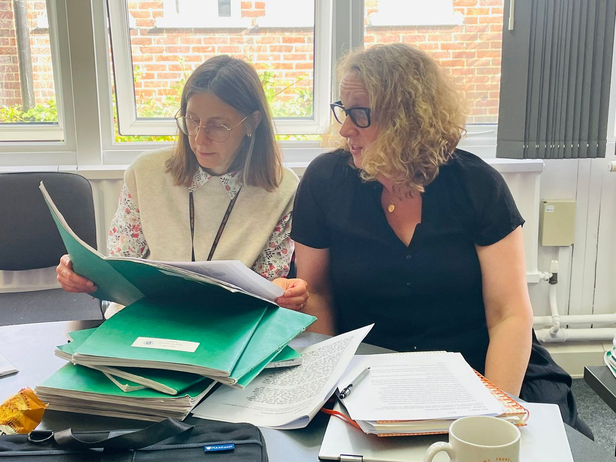 LEO Training (@leotraining5) on Twitter photo 🤩A brilliant Year 6 Writing Network Meeting today facilitated by <a href="/MrCPerrott/">Christopher Perrott</a>.
🤝A wonderful opportunity for Y6 colleagues to work together, network and share ideas.
🙏Thank you to all those that attended across <a href="/SuttonEdTrust/">Sutton Education Trust</a> & <a href="/LEOacademies/">LEO Academy Trust</a>. 🤩A brilliant Year 6 Writing Network Meeting today facilitated by <a href="/MrCPerrott/">Christopher Perrott</a>.
🤝A wonderful opportunity for Y6 colleagues to work together, network and share ideas.
🙏Thank you to all those that attended across <a href="/SuttonEdTrust/">Sutton Education Trust</a> & <a href="/LEOacademies/">LEO Academy Trust</a>.
