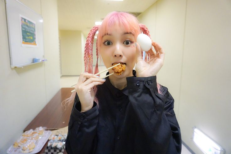 JCarpincho316's tweet photo. Seguimos festejando su cumpleaños con especial Mami con comida.
#SCANDAL_MAMI #SCANDALMAMI https://t.co/6mdkvfvMyP