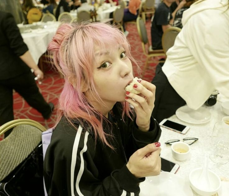 JCarpincho316's tweet photo. Seguimos festejando su cumpleaños con especial Mami con comida.
#SCANDAL_MAMI #SCANDALMAMI https://t.co/6mdkvfvMyP