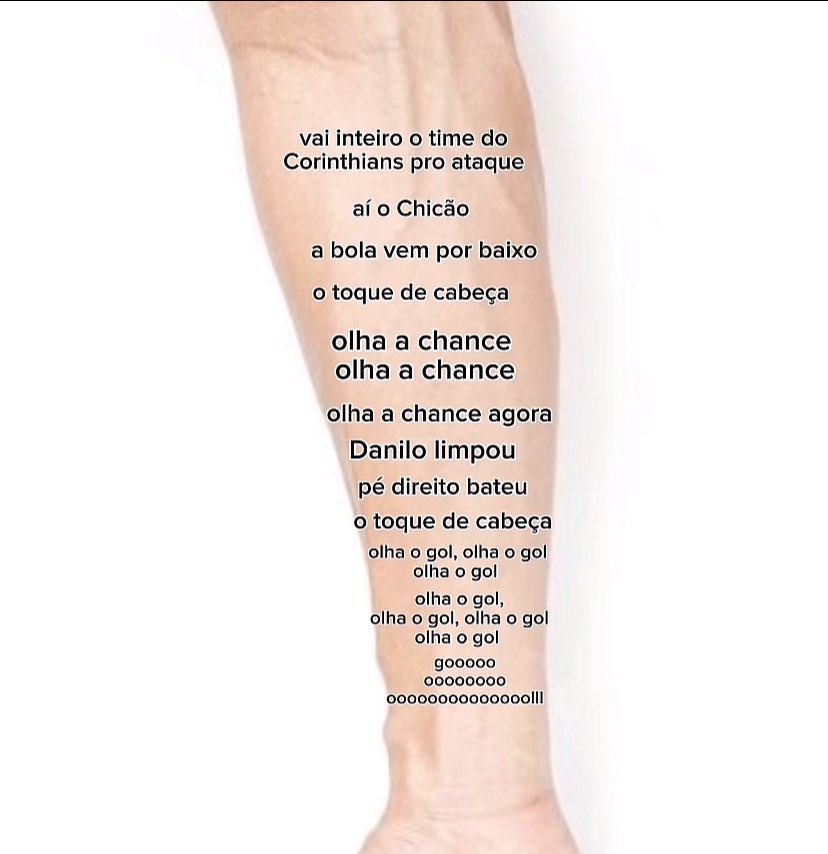 “rlx eu vou tatuar só uma frase mãe” 
a frase: