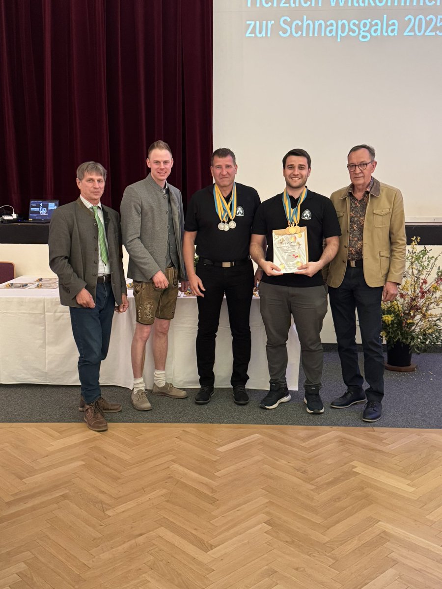 Schnapseule 🦉 tweet media