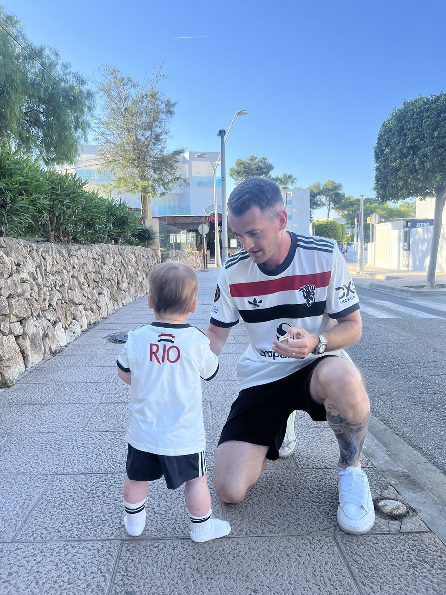 Ross Davidson tweet media