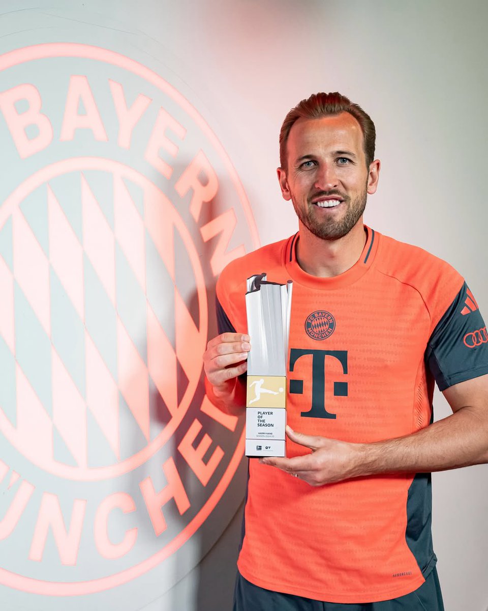 Harry Kane, Bundesliga'da sezonun en iyi oyuncusu seçildi.