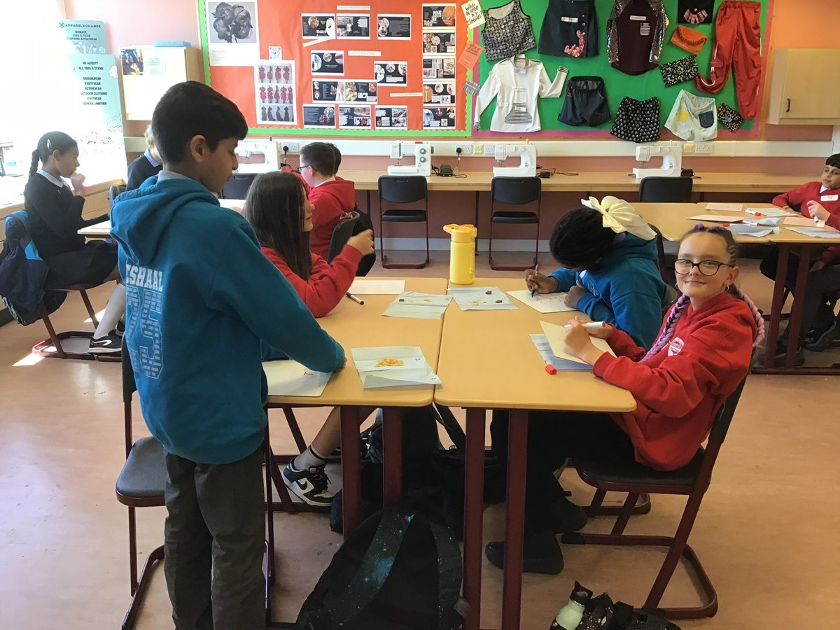 Mrs McGarvie (@mcgarviemrs) on Twitter photo An exciting afternoon meeting some of our new S1 pupils. Sensory analysis trying to identify the low sugar alternative. Great contribution from all. Well done. 👏🏻⭐️ 💯 <a href="/StThomasAqSec/">St Thomas Aquinas</a> #TeamSTA An exciting afternoon meeting some of our new S1 pupils. Sensory analysis trying to identify the low sugar alternative. Great contribution from all. Well done. 👏🏻⭐️ 💯 <a href="/StThomasAqSec/">St Thomas Aquinas</a> #TeamSTA