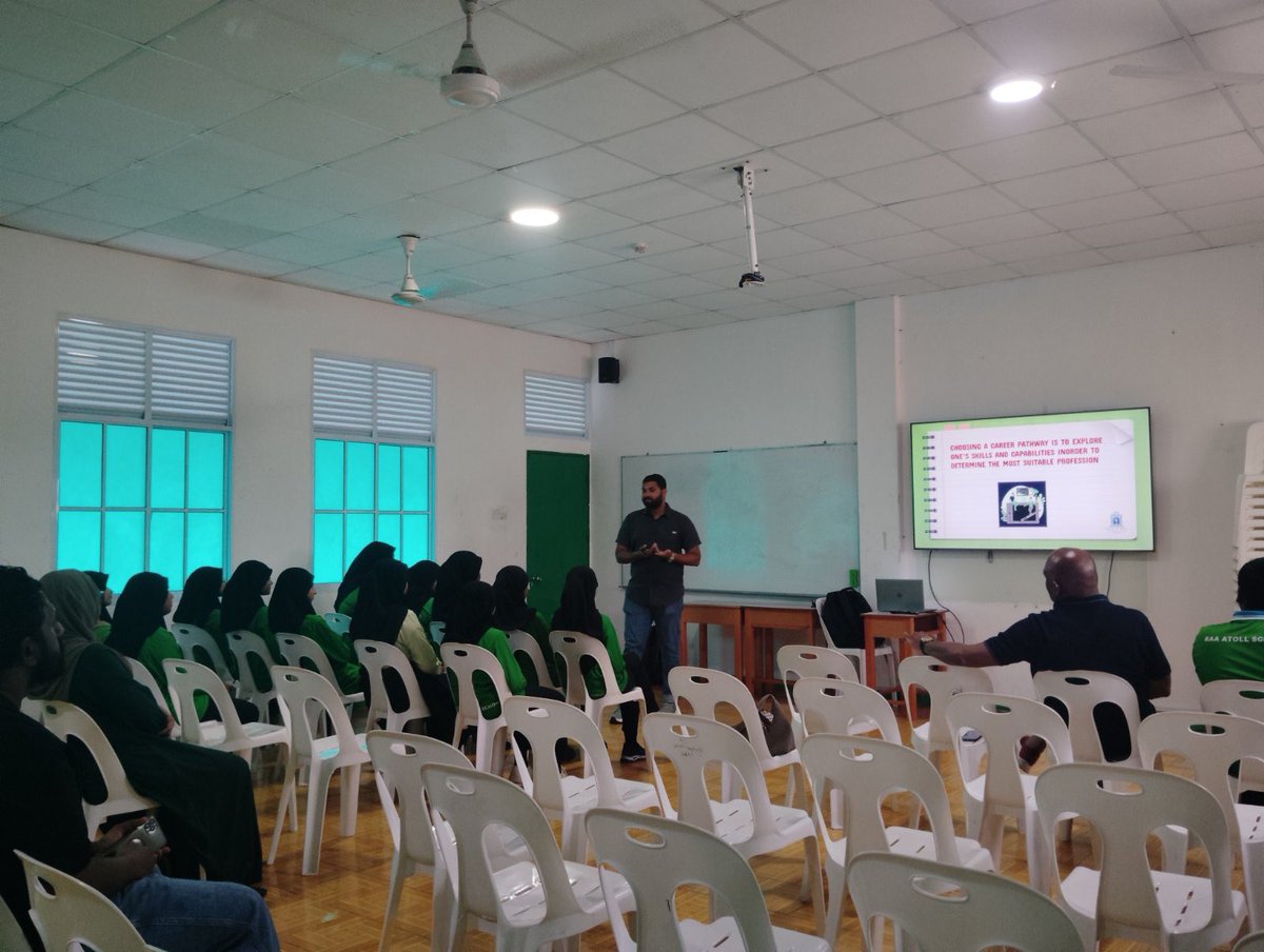 Career guidance sessions and study skills sessions conducted at Raa Atoll School by <a href="/MNUedu/">The Maldives National University</a>

#FahiMNU
#MNU
#StudyatMNU
#No1universityinthemaldives
