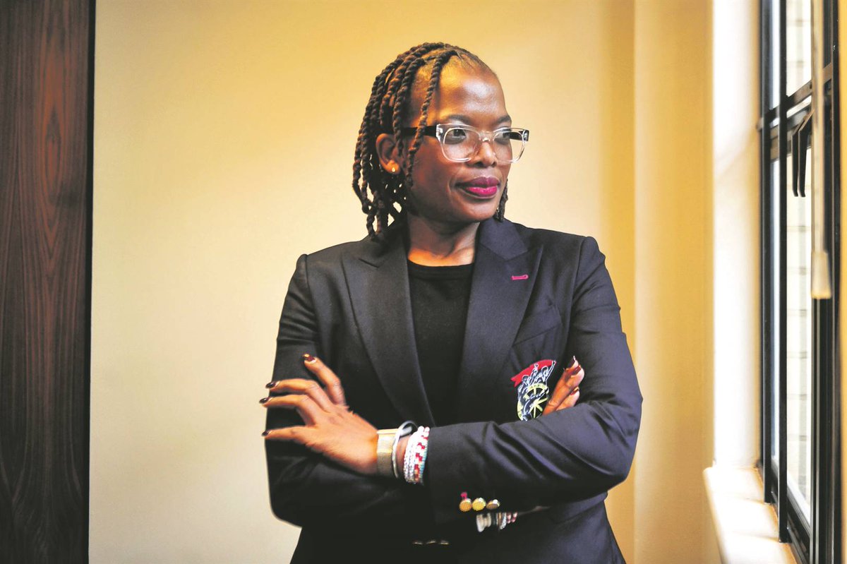 Her name is Zingiswa Losi, President of COSATU and she spoke more sense than the 4 other delegates combine. 

#SAinUSA 
Cyril Ramaphosa Donald Trump Rupert