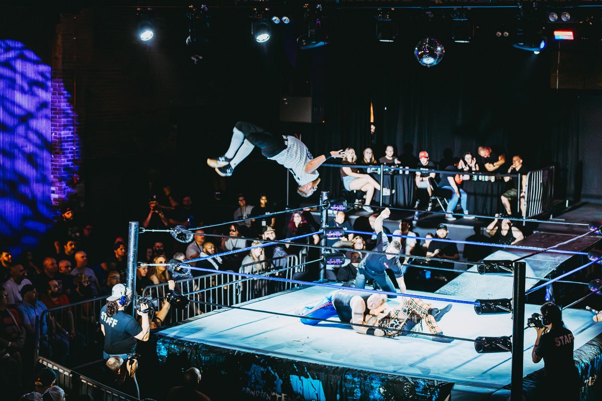 Globe Iron (@globeironcle) on Twitter photo first of many 💪
don’t miss the next one:
🛰️ <a href="/aiwrestling/">Absolute Intense Wrestling</a> ft. @elaynablack 7/18
📸: <a href="/samskapin/">sam skapin</a> first of many 💪
don’t miss the next one:
🛰️ <a href="/aiwrestling/">Absolute Intense Wrestling</a> ft. @elaynablack 7/18
📸: <a href="/samskapin/">sam skapin</a>